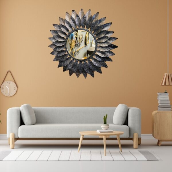 Eclipse petal mirror