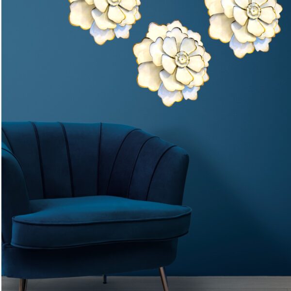 Opulent Metal blossom