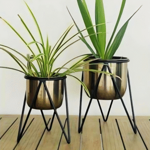 Rustic Accent Metal Planters Set of 2